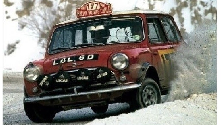 miniphernalia's tweet photo. https://t.co/drsQ64lW1l for #ClassicMini #MiniStickers https://t.co/LyLc93AmVN