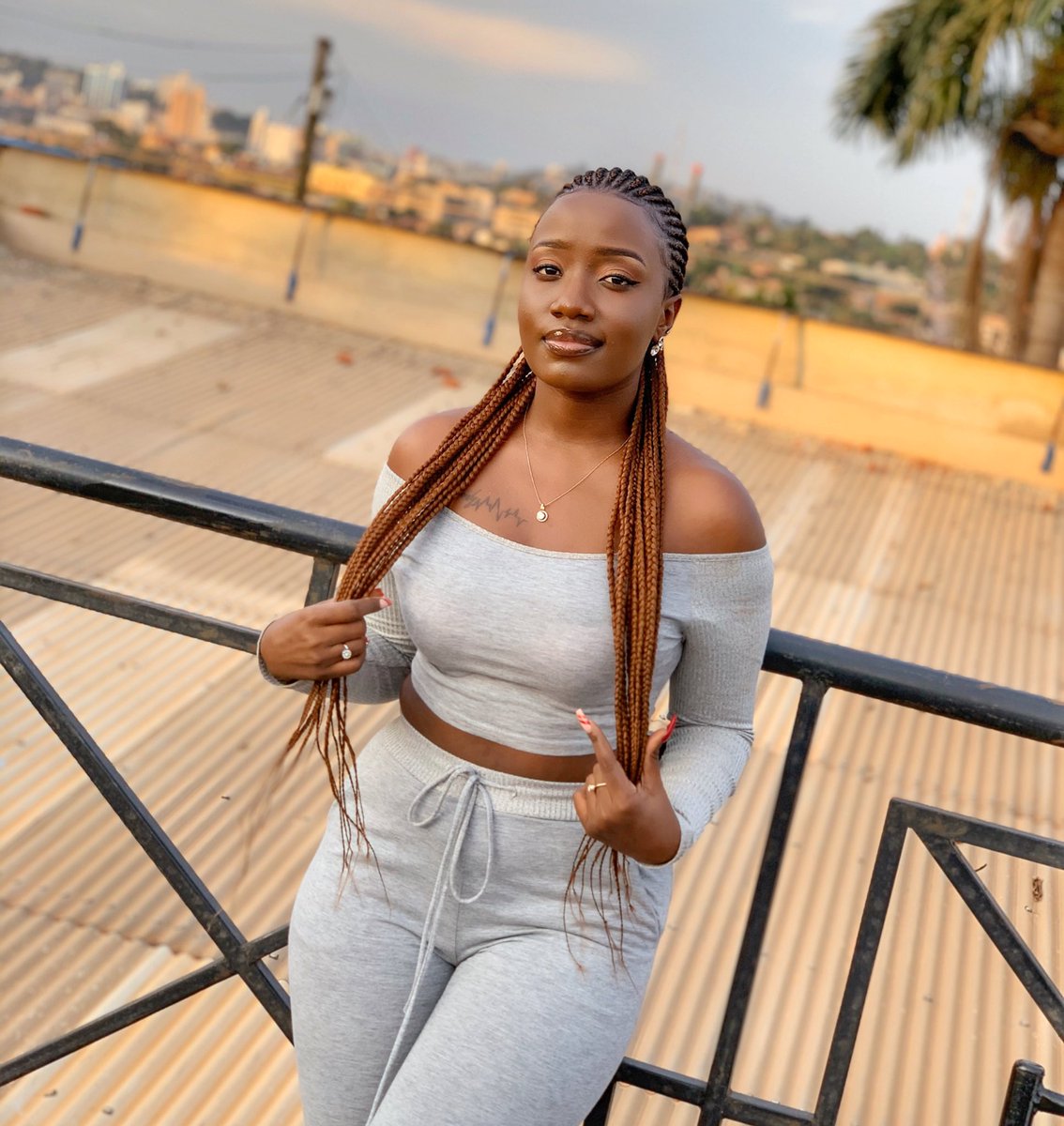 Lydia Jazmine tweet media