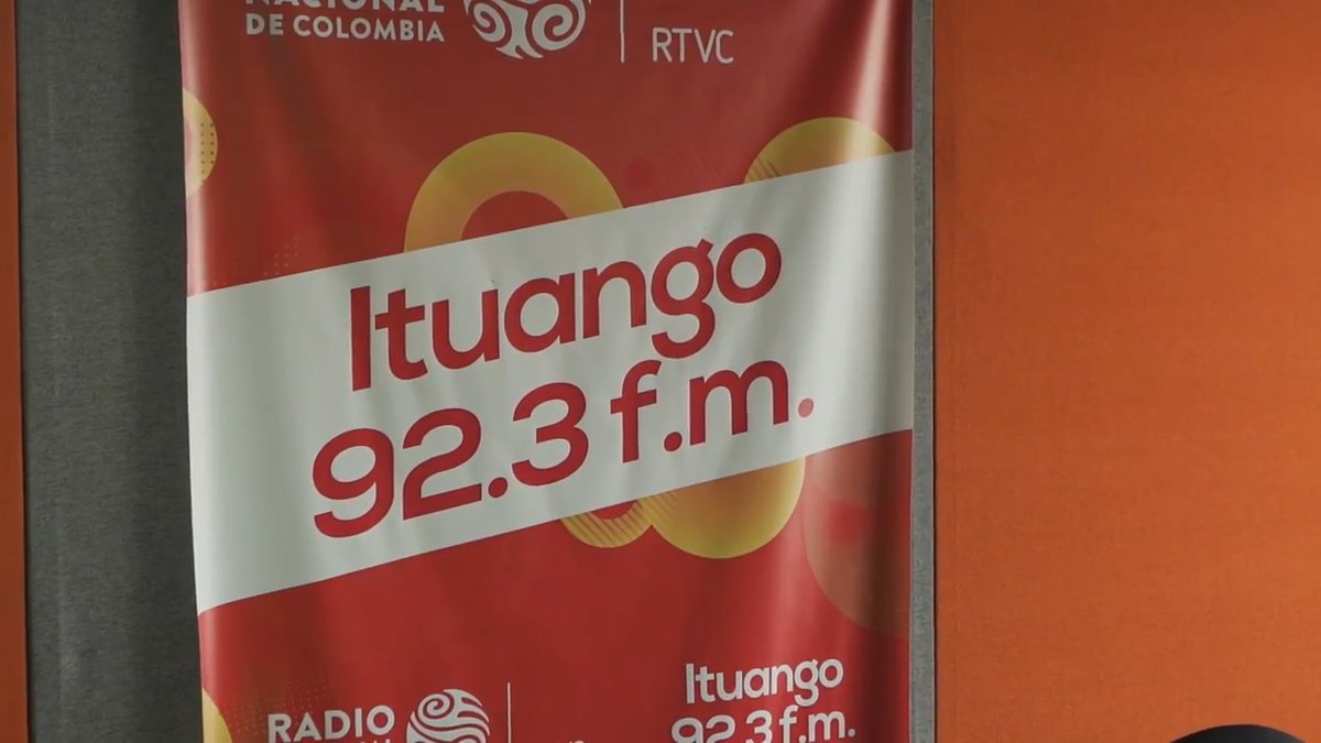 El objetivo fundamental de las #EmisorasDePaz creadas en por el #AcuerdoDePaz es el de hacer pedagogía y garantizar la reconstrucción del tejido social gracias la posibilidad de que la población comience a dialogar y reconstruya los lazos que la violencia rompió. #Mimbre