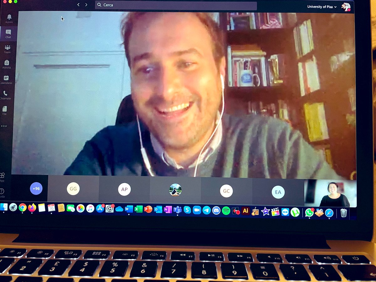 medialabunipi's tweet photo. Siamo online con la prima #MediaLaBLectures!
Il primo supereroe è @alelovari. Il suo super potere? La profonda conoscenza della #comunicazione della #salute 💪
#socialmedia https://t.co/95UmQuY5ZH