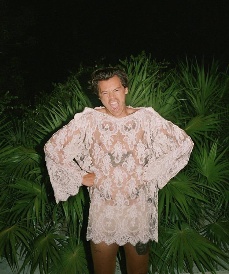harry styles wearing dresses and looking as beautiful as ever