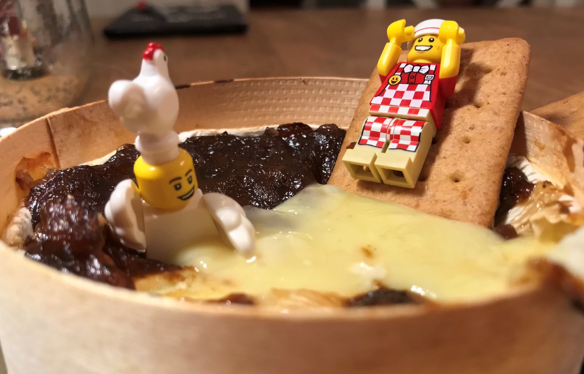 Just over two hours until the cheesy #CoreMathsChat begins with <a href="/CoreMathsTom/">Tom Rainbow</a>!

From 7pm just search #CoreMathsChat and used the #in your replies.

Trust me, nothing gets Cheddar than this!

#mathschat #mathscpdchat