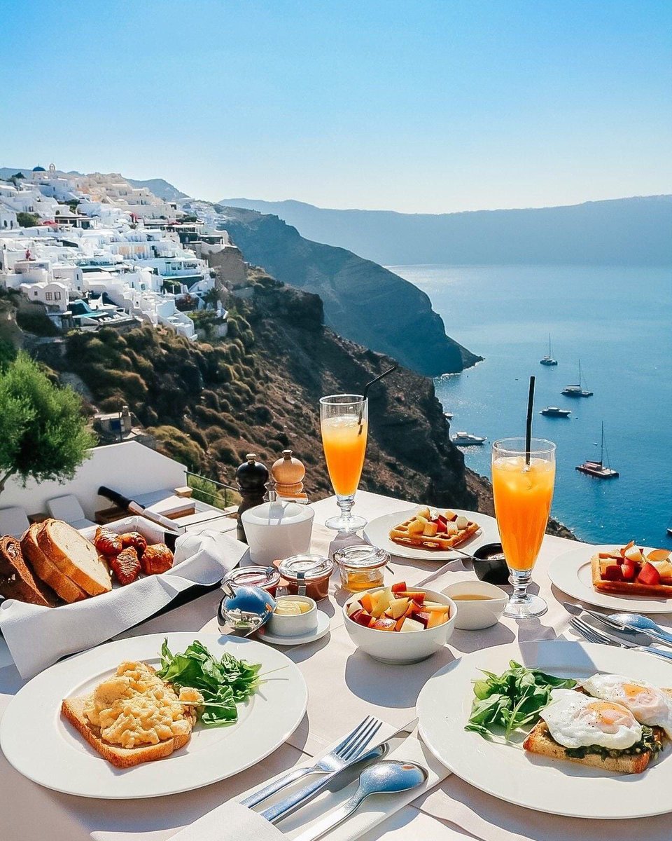 make11wish11's tweet photo. Italy mornings 🇮🇹 https://t.co/Xyz2TW6KZ2