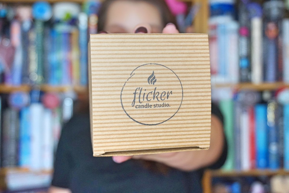 I've done it, I've finally opened a fandom candle store!

etsy.com/uk/shop/flicke…