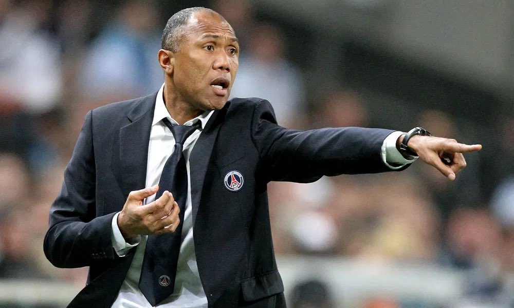 Antoine Kombouaré sera l’entraîneur de cette saison. Après une première saison très critiquée, il n’aura plus le droit à l’erreur sous peine de connaître les mêmes sorts que ses prédécesseurs (Vahid, Lacombe,Fournier...)