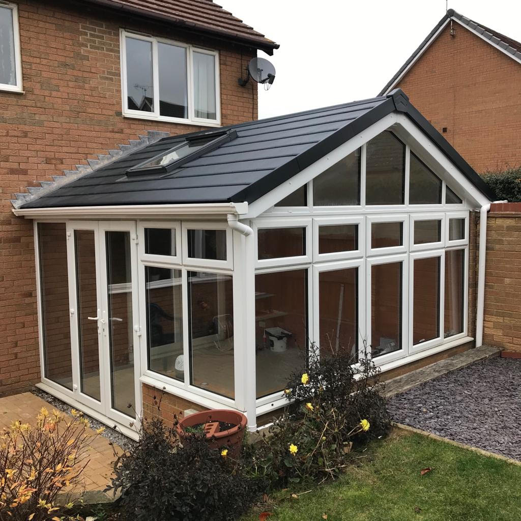 CommerceW's tweet photo. Ensure that you choose the perfect #RoofingSystem for your home improvement with #WARMroof.

The innovative and bespoke design means that it's both aesthetically pleasing and advanced in technology! > https://t.co/7kZpuZNu9z

#Conservatory #RoofConversion #Velux #RoofWindows https://t.co/7vgIgrokxK