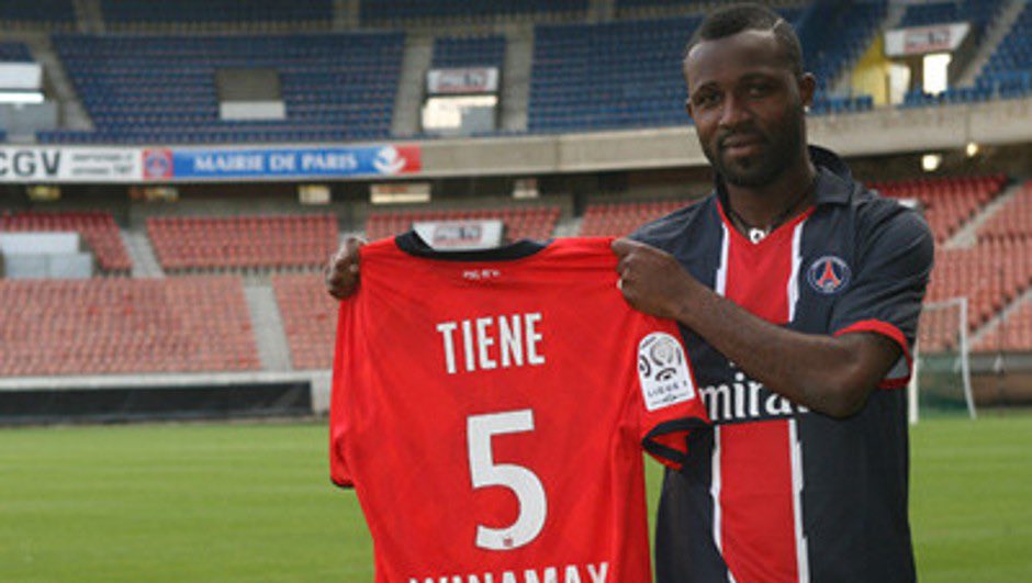 Concernant les arrivées, il y en aura peu. Mathieu Bodmer en provenance de Lyon pour 3,5 millions et Siaka Tiené de VA pour 1,5 millions viendront renforcer l’effectif parisien. Marko Basa devait encore une fois s’engager cette saison là, mais le transfert échouera de nouveau.