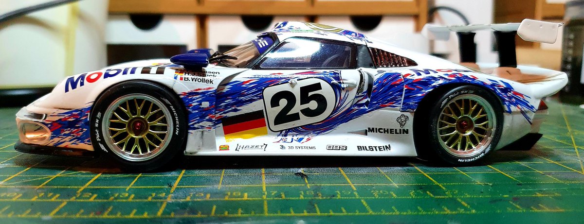 UkAndys's tweet photo. Just finished the 1/24 Tamiya Porsche 911 GT1. Had a few fitment issues, but the decals were a lot easier than expected. A great kit for the money #tamiya #porsche #ukscalemodeller #modelmaking https://t.co/0rhYAhgRPi