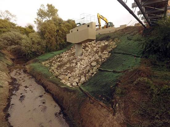 ArroyoGrandeCA's tweet photo. The Bridge Street Bridge Rehabilitation Project is coming along nicely! Hydroseeding is in place to prevent erosion of the stream banks.
#arroyogrande #bridgestreetbridge #historicbridgeproject https://t.co/I6GkQQuXJe