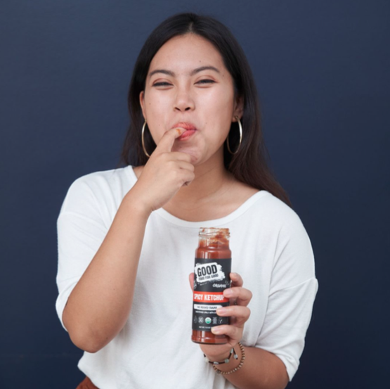 RoweRoncy's tweet photo. Smiling from ear to ear because the ketchup tastes so good and helps fight world hunger. Find @goodfoodforgood's amazing products at @RoweRoncy!
#GoodFoodForGood #BuyOneFeedOne https://t.co/IaUgnQJXdY