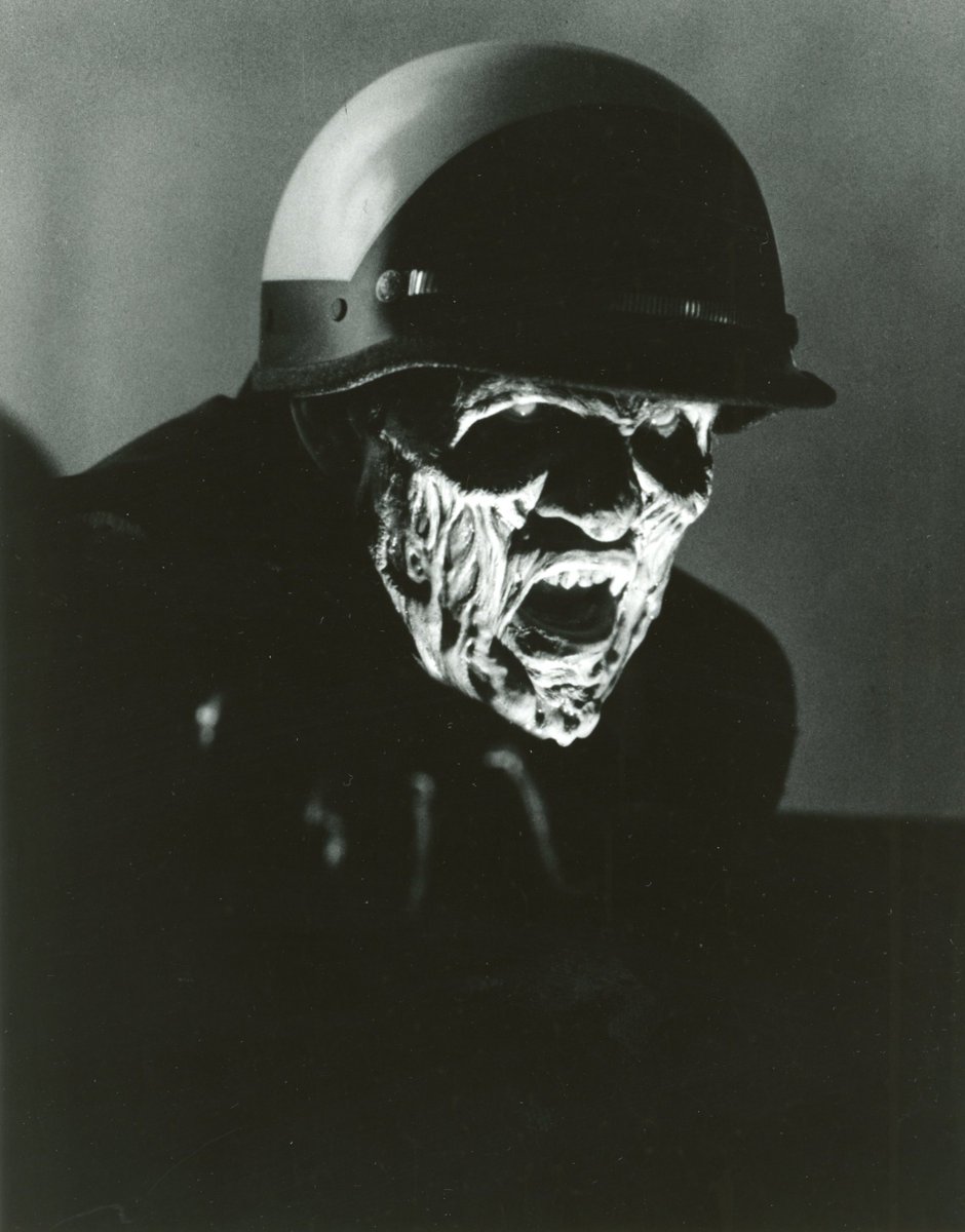 FANGORIA's tweet image. They came. They shopped. They saved the world!

On this day in 1984, Thom Eberhardt's NIGHT OF THE COMET was released in US theaters and, let us tell you all, it still rocks.