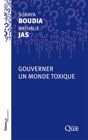 Connaissant un peu mes followers, plutôt pro-nucléaires et masculins... ...Voici un petit contre-pied avec 3 ouvrages de sciences humaines et sociales, écrits par des femmes, avec des approches plutôt "critiques" (sur le  #nucléaire mais pas que !).
