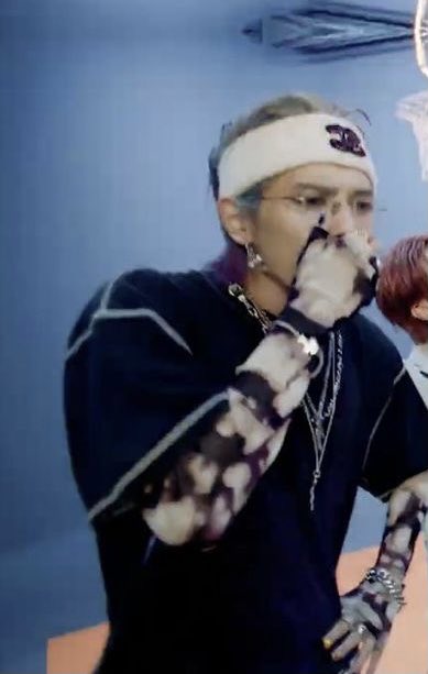 โอ่ยยยยยยยยกุขำจนจะบ้าพิแทยงสงสัยอะไรในตัวซองชาน555555555555555555555555555555555