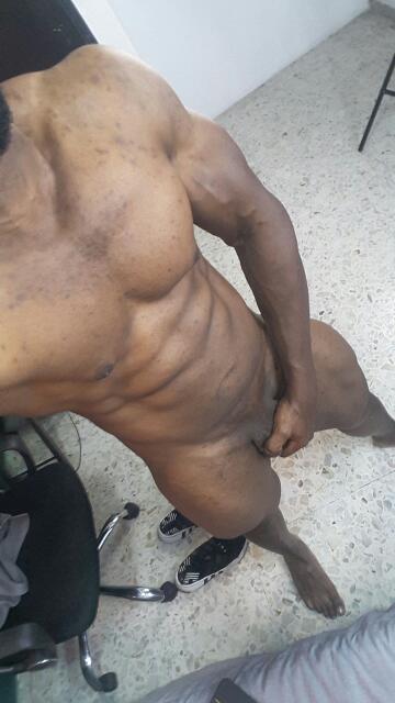Fernand52350305's tweet photo. Que tal iniciar tu semana con una nueva aventura, sumérgete en un mundo de diversión😈, no olvides visitar  https://t.co/b8NFwAgTJn  no te arrepentiras https://t.co/JvH8tfjNNw