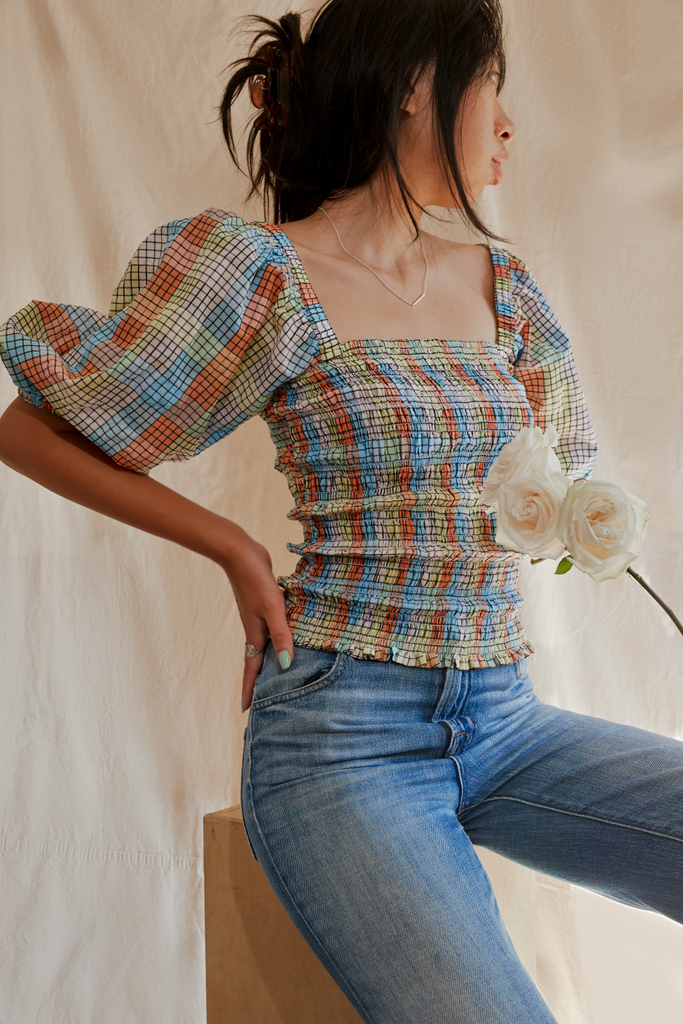 #FredSegalLoves <a href="/sarahshenphoto/">sarah shen</a> in the Ganni Seersucker Check Shirt 💙💛💚🧡⠀

Shop: fredsegal.com/products/seers…

📷: <a href="/sarahshenphoto/">sarah shen</a> for Fred Segal 
⠀
#ganni #fredsegal