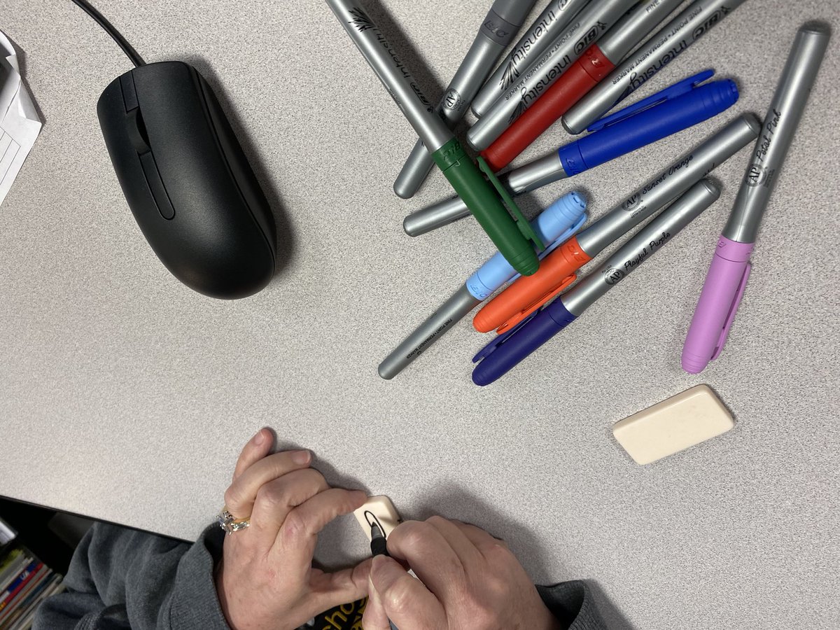 finchgirl10's tweet photo. @garyhirsch @botjoy We need some joy and gratitude in our lives.... we made some bots in our PLC! #workinprogress #botjoy #rcisdjoy @RoyseCityISD Thanks @CathleenPetroff!! https://t.co/k6hKxf0NiM