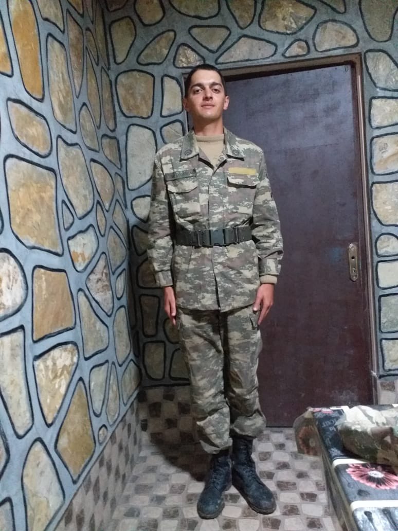 rasamadova's tweet photo. PAYLAŞAQ DƏSTƏK OLAQ      Cavadov Mahmud Heydər oğlu. Goranboy 701- saylı hərbi hissədə xidmətdə olub. Oktyabrın əvvəlində Talışda olub,o vaxtdan xəbər alınmır. https://t.co/DGJBmRxWgg