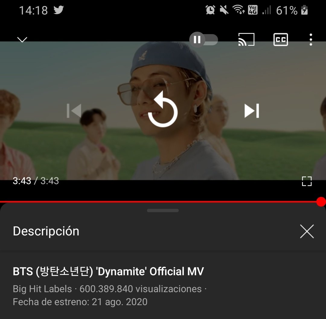 SMfineternal7's tweet photo. Dynamite llegó a los 600M y necesitaba verlo con mis ojos. Se festeja con fernet 🤩 

#DynamiteTo600M @BTS_twt https://t.co/sa6liIxAhm