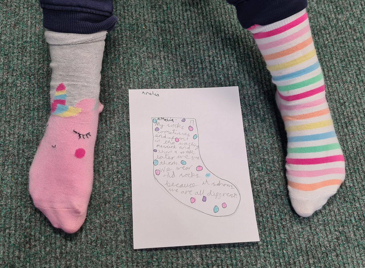 MissLyyyy's tweet photo. Had a great day celebrating togetherness with our odd socks! @ABAonline @andyoddsock #AntiBullyingWeek #OddSocksDay 🧦🧦 @WhiteCourtScho1 https://t.co/cbATdCMYnH