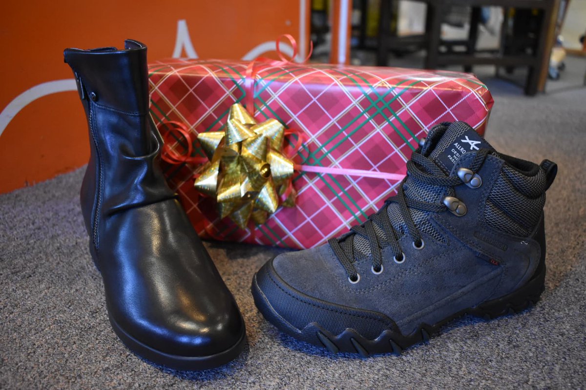 BodellsShoes's tweet photo. We think it's perfect time for boot weather. We have various styles from a few different brands, such as: #Naot #Mephisto and #taos
#BodellsShoes #bodells #longbeachca #shoplocal #shopsmall #supportsmallbusiness https://t.co/LaVMAii1LY