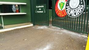Palestrinolouco's tweet photo. @Palmeiras Sai zica!! E sai Ramires tbm #ForaRamires https://t.co/V1Ot8rvluY