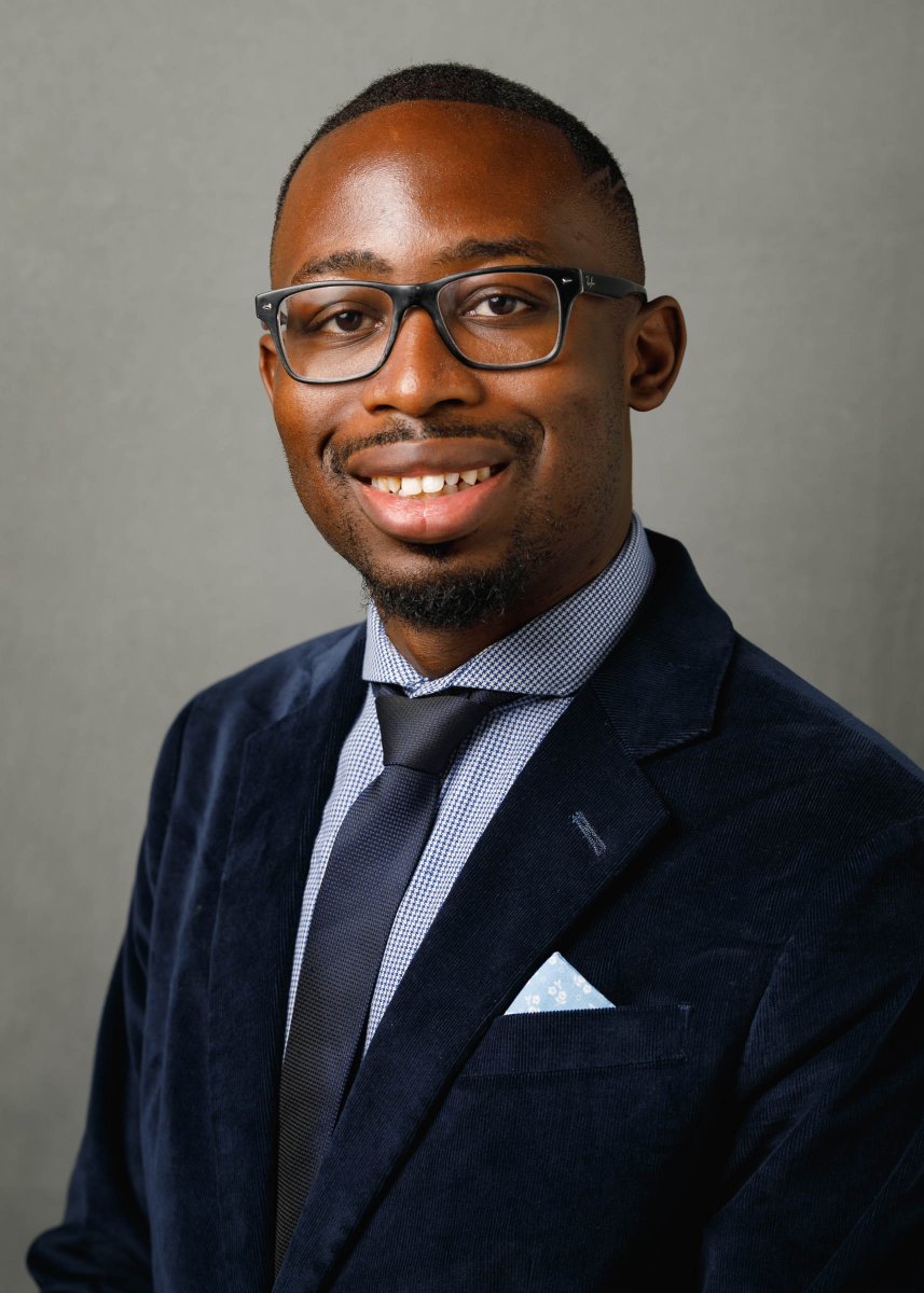 victorekuta's tweet photo. Hi, I'm Victor, a co-organizer for @BlkInData #BlackInDataWeek. I'm an MD candidate, researcher, and innovator who uses data to unlock the complex inner workings of the #brain. I'm also interested in reducing bias in data-driven algorithms for healthcare. #BlackInDataRollCall https://t.co/L7Jn8NxU3c
