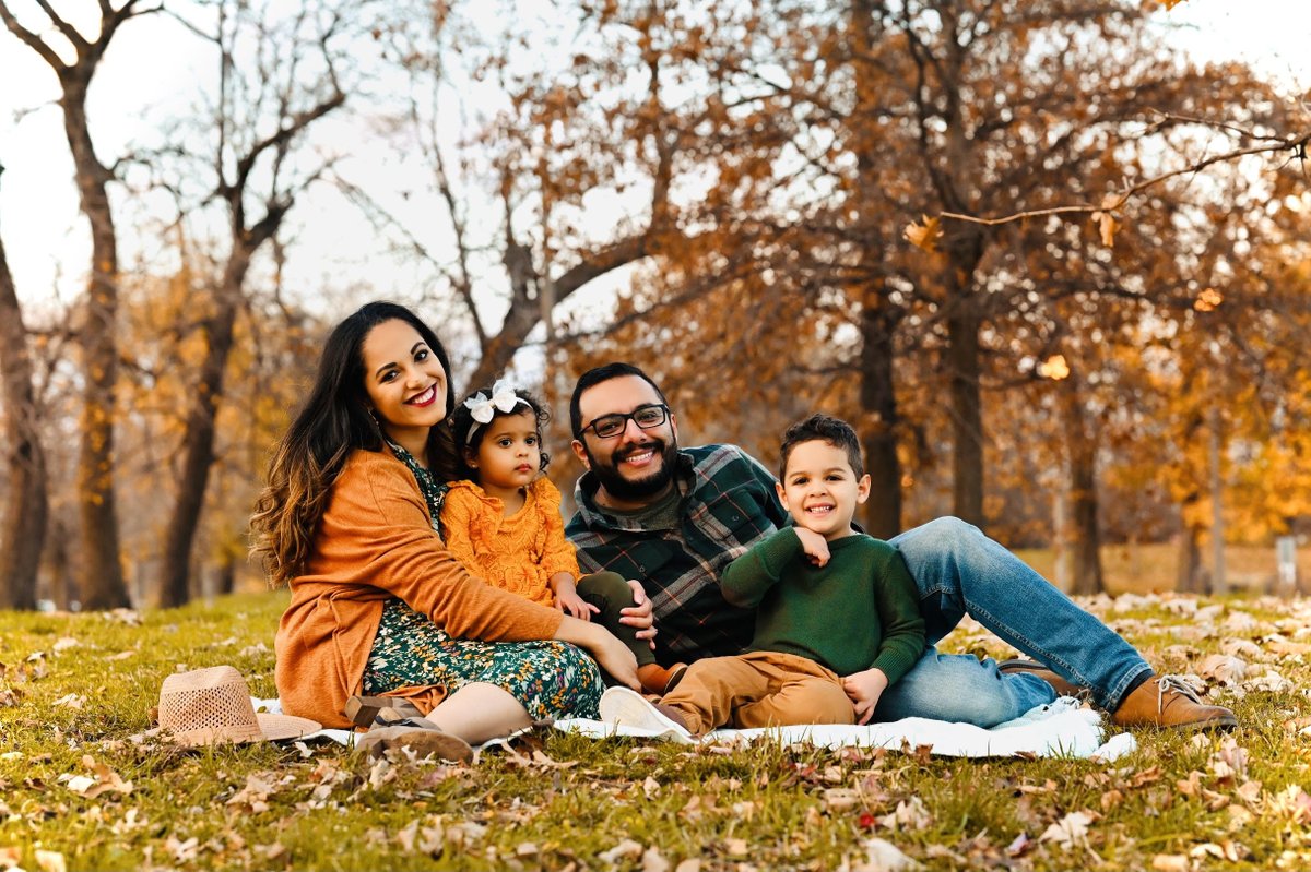 BFChgo's tweet photo. WE ARE EXCITED TO SHARE WITH YOU OUR NEW DIRECTOR! 
Elaine Mosqueda has a passion for supporting women of color breastfeeding journeys&amp;hopes to make a positive impact with Breastfeed Chicago to provide #breastfeeding access&amp;support to Chicagoland families.More about her is below! https://t.co/QtKxU6jteU