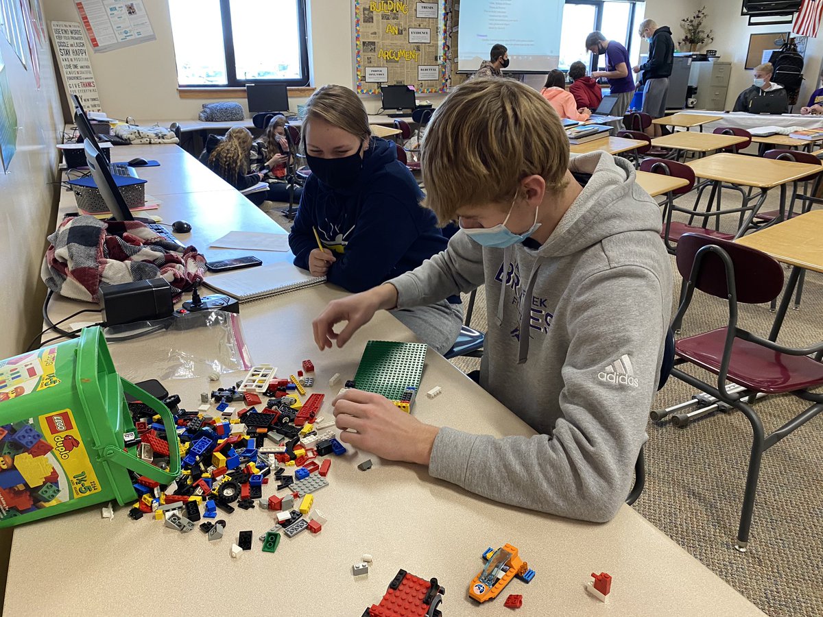 Angela1989Gray's tweet photo. Workplace Communications practicing how to write effective instructional steps while building with Legos (and enjoying just being kids again!) https://t.co/siYALcdCBH