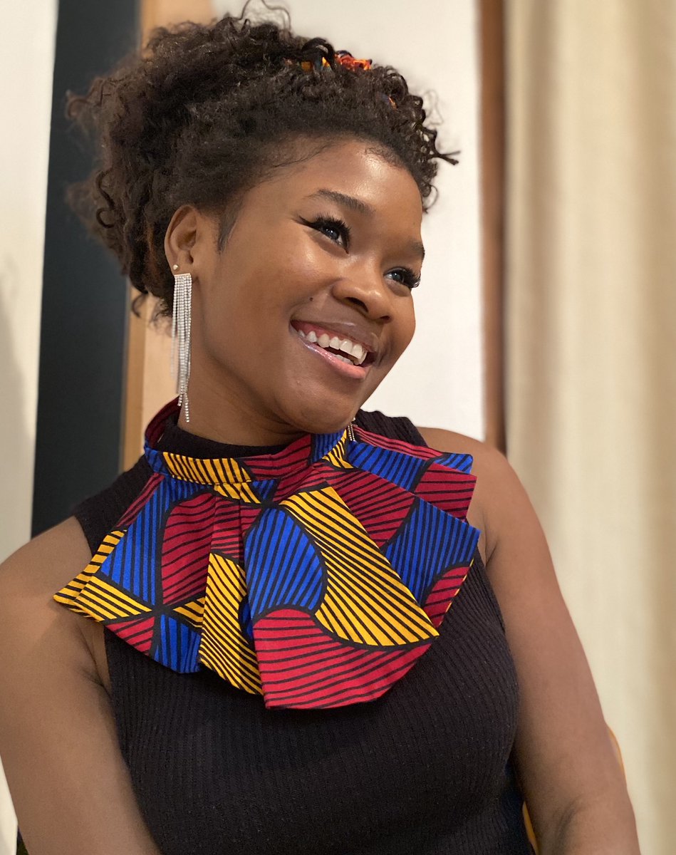 dotchjacky's tweet photo. I’m here!!
Bonsoir!!😊
L’une de mes dernières créations, un collier Jabot, porter sur un crop top noir. 

Left or right ? 😏

@Actu_228 #TgTwittos @228togoviwo #smile https://t.co/aZ1XkGtrd2