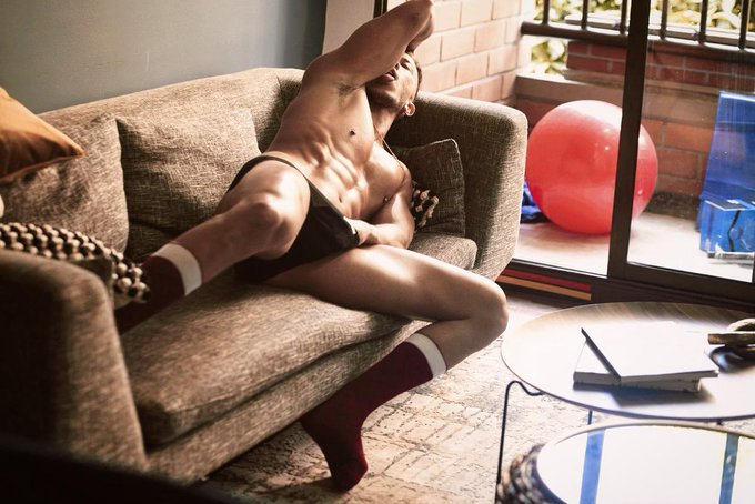 Matias Monday! Demonstrating just what I did this weekend ? @Matiasclark93 #Mondayvibes #MondayMood #Monday