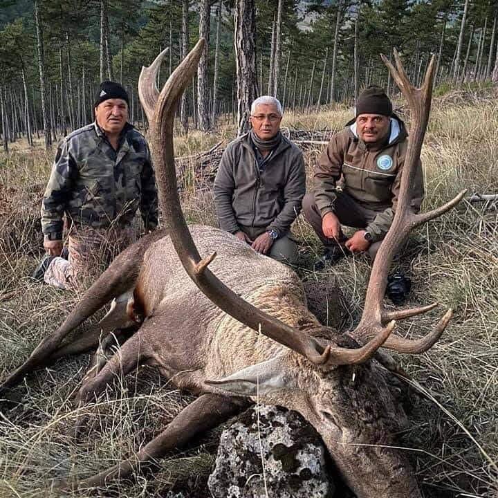W_TheFuck's tweet photo. sana düşman, bana düşman, doğaya düşman. https://t.co/T3Ny1gJFUx