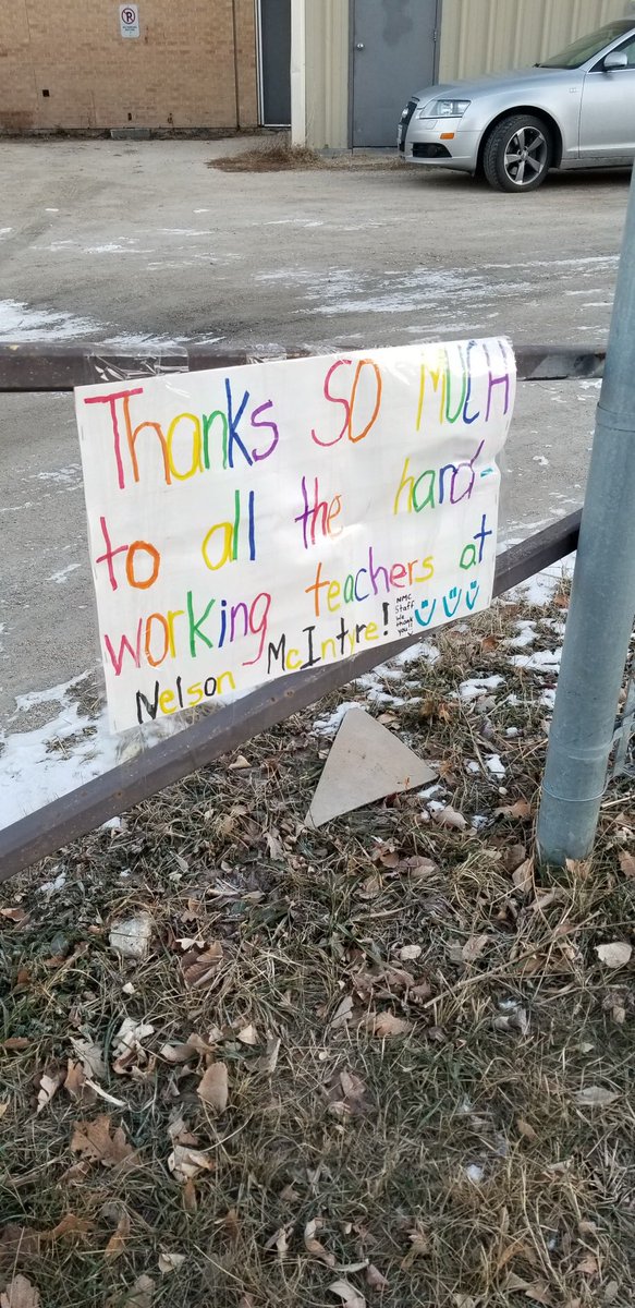 nmcLRSD's tweet photo. Look what we found at the school!  

#LoveOurStudents
#YouMadeOurDay

💕💕💕💕💕💕💕💕💕💕💕 https://t.co/AK78RhJEbK