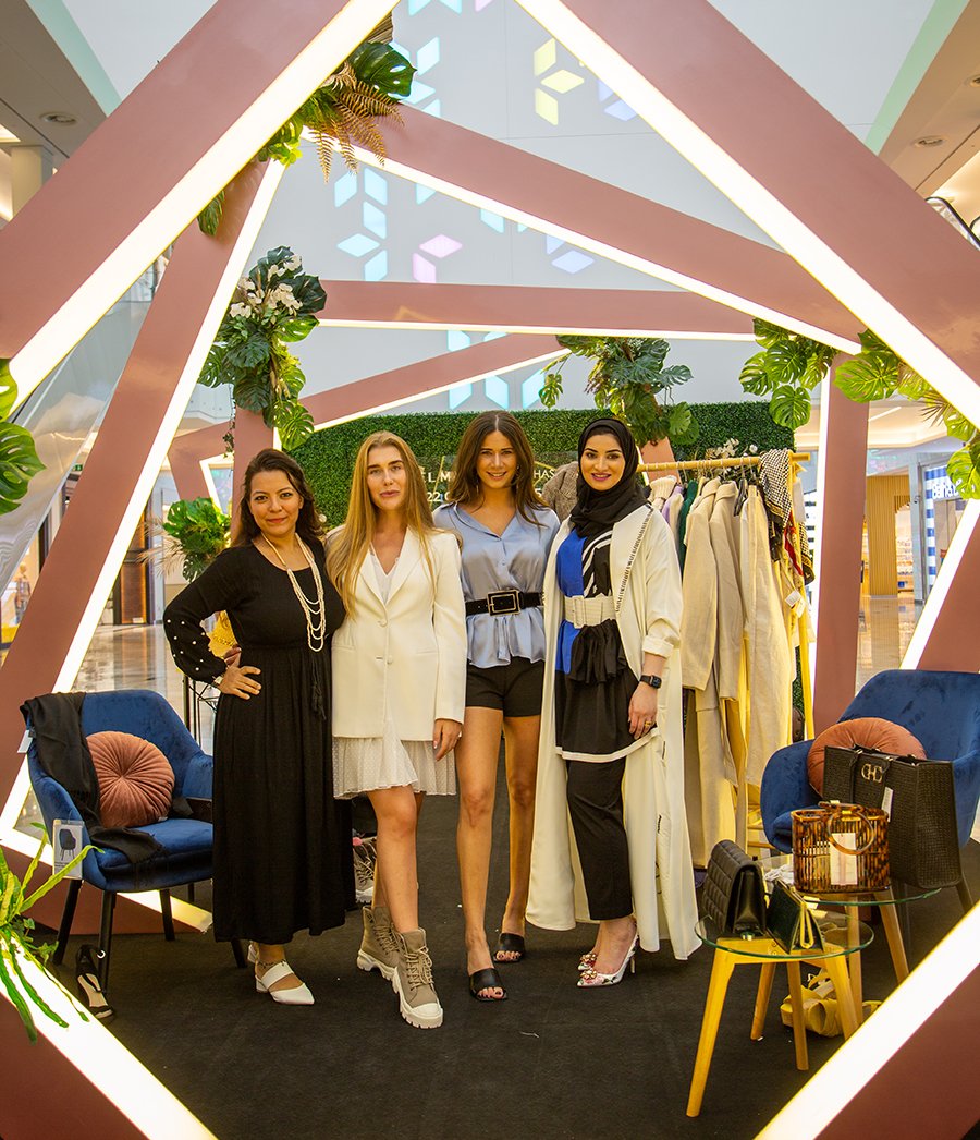 StyleDoctors's tweet photo. βOur #goal is to #inspire our audience and also get them thinking about their own #personalstyle and leave them feeling #positiveβ β Khushbu, #StyleDoctors #UAE Manager
Find out more about our events in the UAE here>https://t.co/mmFv3LPHaR
@NakheelMallPalm @hm @tutuskurniatiof https://t.co/0YkuRoNM0d