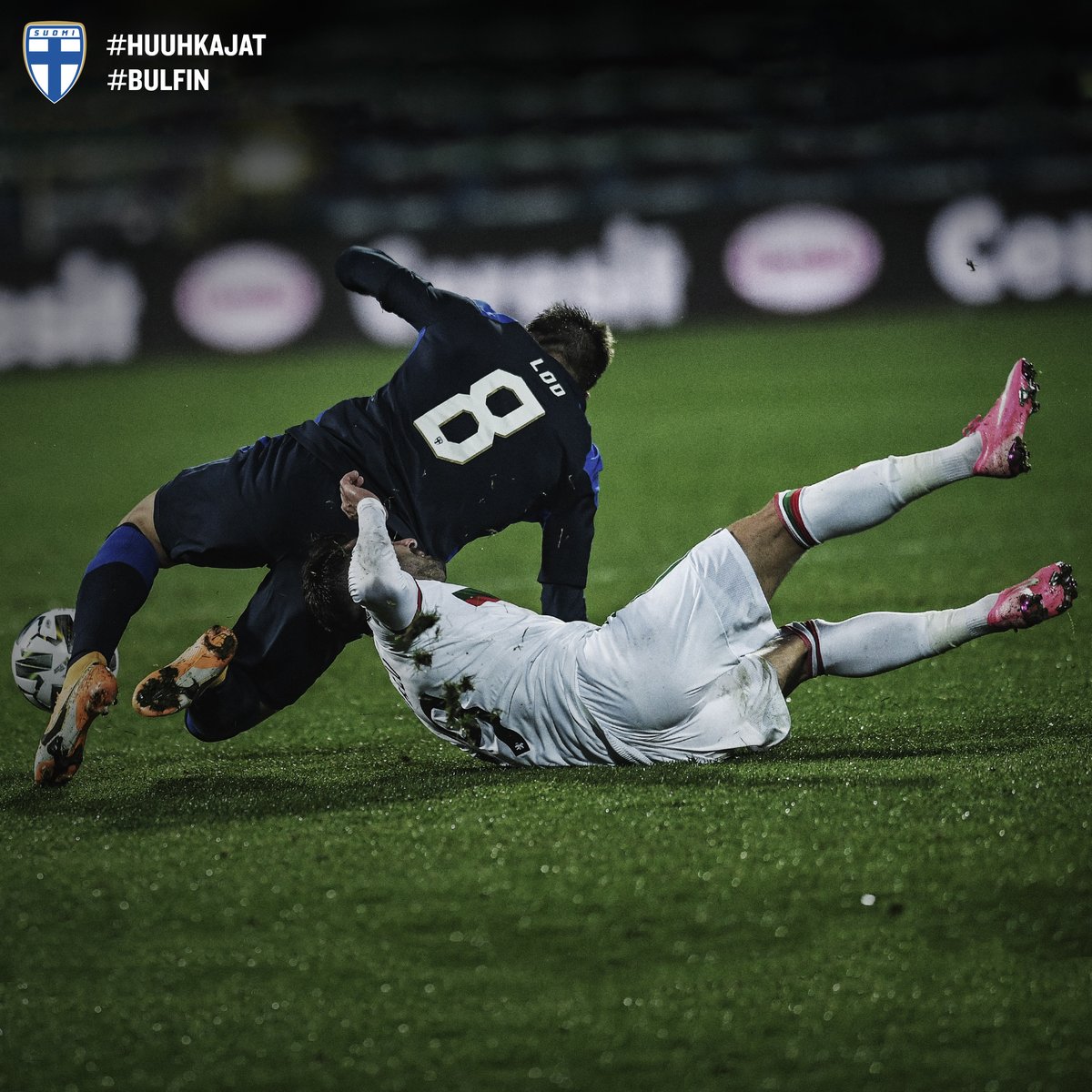 Huuhkajat's tweet photo. Kuvakooste I 🇧🇬🆚🇫🇮 | Mitä mieltä olet Huuhkajien eilisestä voitosta? 🦉💬

🗣 "Saimme kairattua voiton, joka kertoo tämän joukkueen luonteesta ja muutenkin tästä joukkueesta." - Teemu Pukki

📸: BFU

#Huuhkajat #UNLfi #BULFIN #MeOlemmeSuomi https://t.co/WfCSPHfyjx