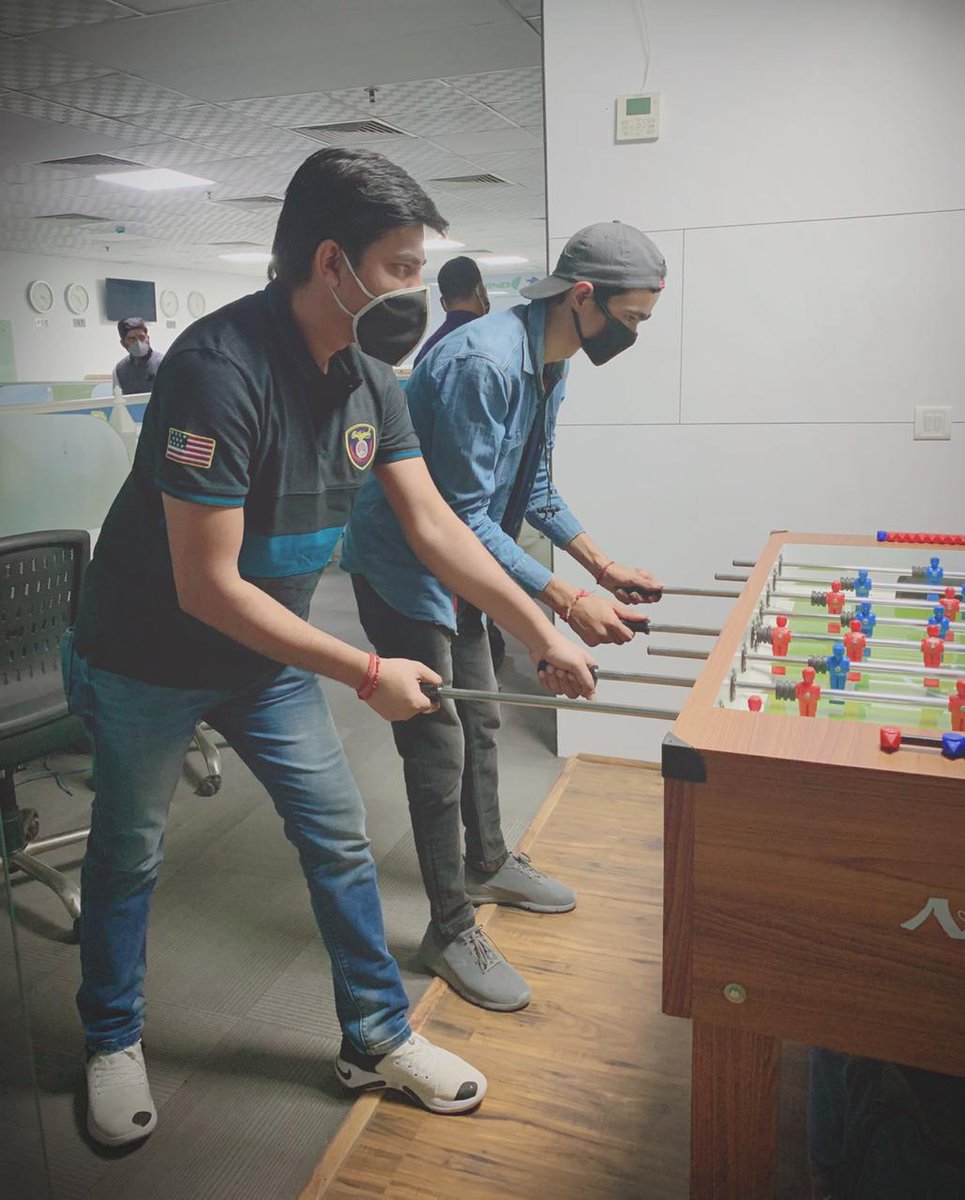 MindforceR's tweet photo. We are capitalizing on every opportunity to get together while ensuring the safety &amp; well-being of our employees. See how #teammfr came together to celebrate the joyous #festivaloflights
 #diwali2020 #teambonding #lifeatmfr #MindforceResearch https://t.co/UxrZxVqBk0