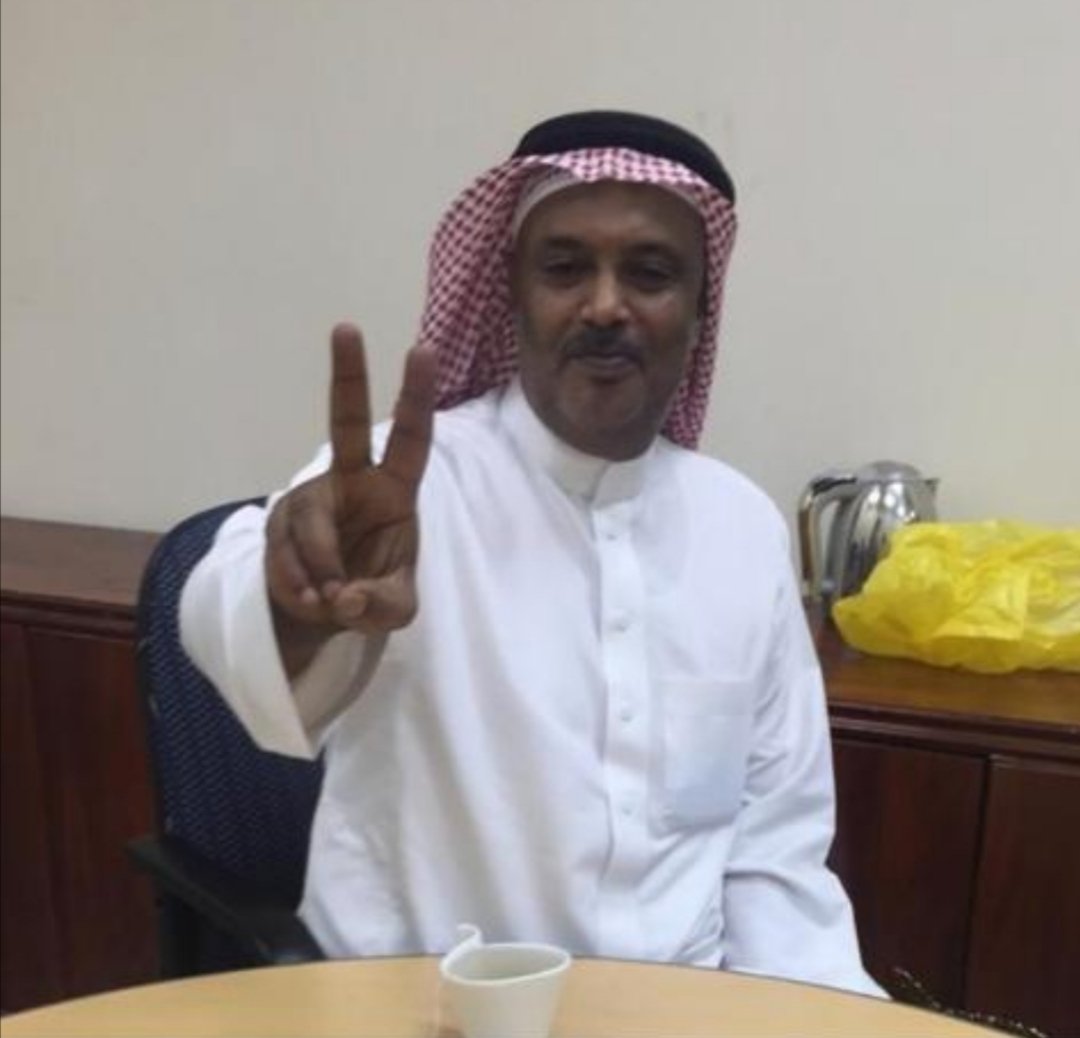 إنا لله وإنا إليه راجعون
فقدت كلية الهندسة أحد موظفيها المخلصين بوفاة الاستاذ ياسين أبوزيد من الشؤون التعليمية للكلية ... كل التعازي لذويه ومحبيه وجبر الله مصاب الجميع