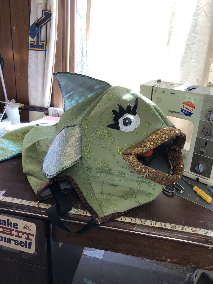 teapotmom's tweet image. Today’s fish costume of the day, for Schaumburg High School production of “Little Mermaid “. April 2021, fingers crossed. 🐠🐟🌊 #fishcostume #littlemermaidcostumes #chicagocostumedesigner