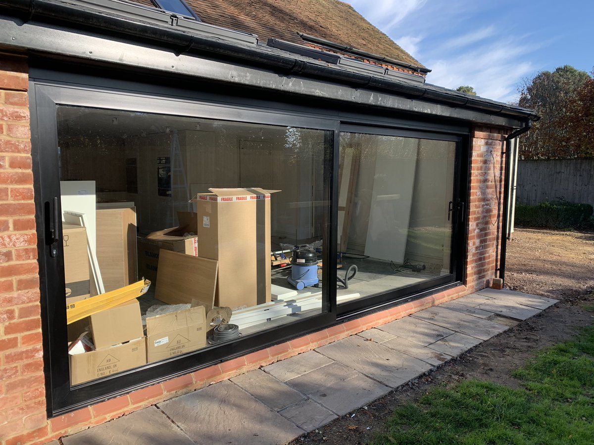Our recently installed <a href="/ReynaersLimited/">Reynaers Aluminium UK</a> aluminium lift &amp; slide doors from <a href="/dekkowindows/">Dekko - #TheHomeOfFlush</a> @RaumDesigns large sliding panes that glide effortlessly. This kitchen will look stunning when finished.