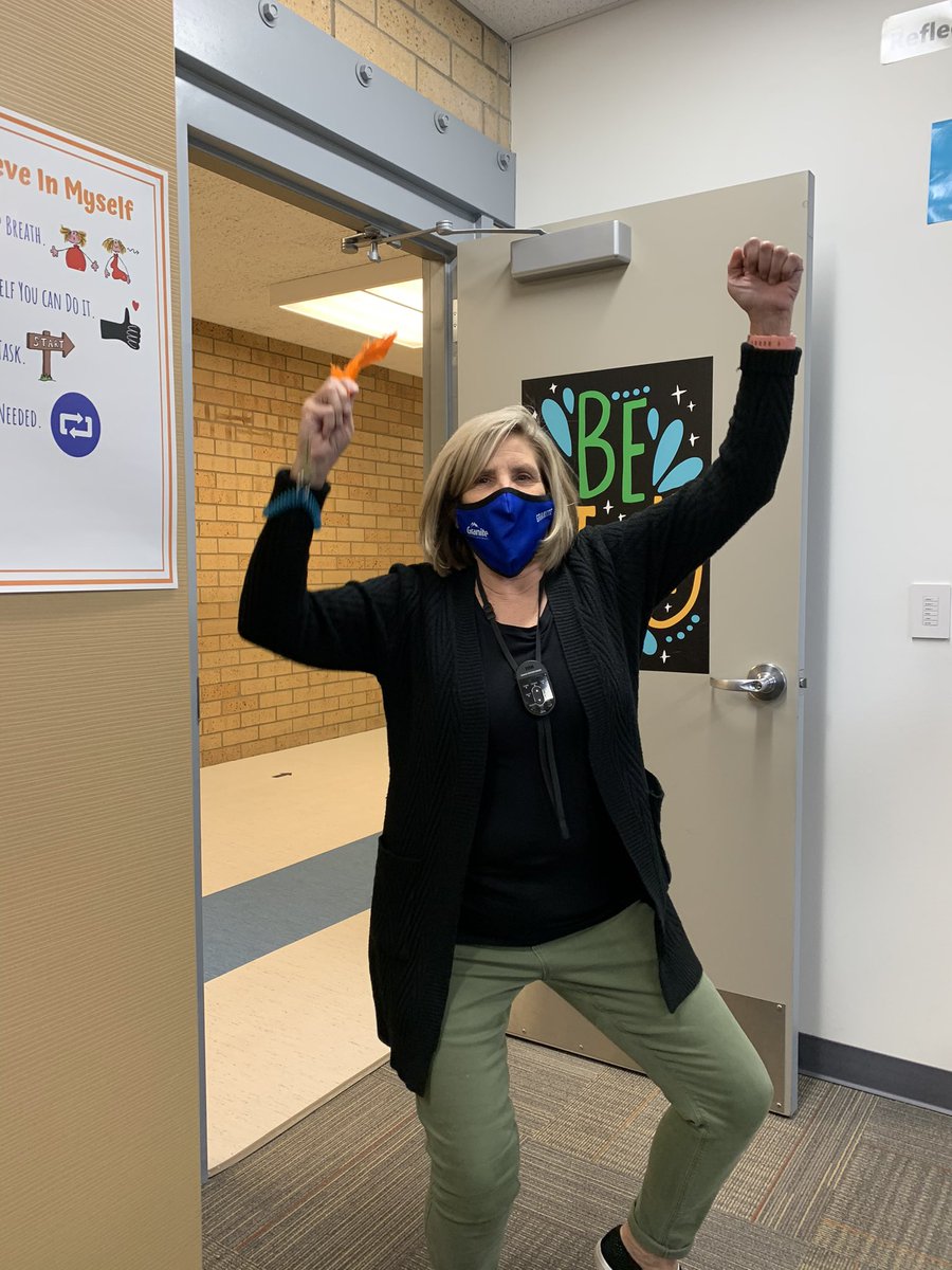 randysfox's tweet photo. @HunterElem laughter and celebrating are needed right now! Teachers are searching the school for mysterious hidden feathers. Prizes await! #SpreadSunshine @GraniteSchools @jbaker4 @MsCurtis15 https://t.co/ZNwFxAG99v