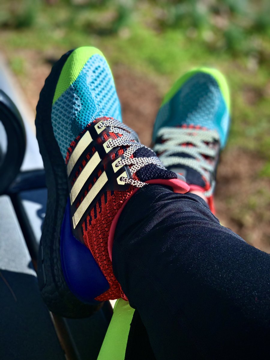 BOOST4Maddie's tweet photo. Blinding in my new custom @boostedstripes creation ✨👀
Use my special discount
⚡️BA-SOLAR ⚡️for 15% off to make your ultraboost all your own!! @adidas @adidasWomen @adidasrunning #adidas #ultraboost #ultraboostdna #boostedstripes #goglace #yoursneakersaredope #3mm #reflective https://t.co/u9Kwfzg59U