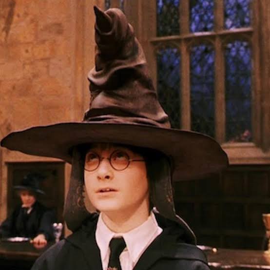 capa_invisible's tweet photo. Hace 19 años se estrenó la primera película de Harry Potter ❤️ https://t.co/p1sJhBjQoC