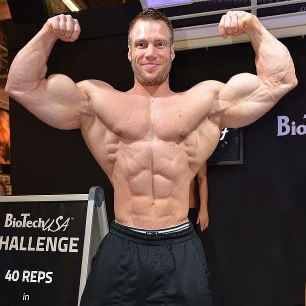 muscleinsider's tweet photo. Get to know the name Peter Molnar. He just earned his IFBB Pro Card by winning the Men's Classic Physique category at the Romania Muscle Fest (amateur show). The next day he competed against the pros and won! He’s now qualified for the 2021 Mr.Olympia. #olympia2021 #petermolnar https://t.co/c170nkMHjL