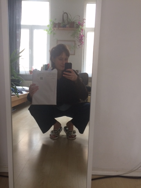 client_culture's tweet photo. We're continuing to create at a distance over at @client_culture Our Cross Pollination Zine has made it's way to Germany. Vielen dank Mathilde from us over the pond. 🐸🌱🥰 @antiuniversity #antiuni2020 #antiuniversitynow #zine #art https://t.co/onnds4VsVj