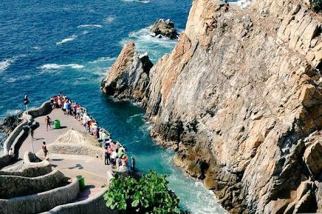 Cinematgrafo04's tweet photo. #CrónicasTurísticas
Dos rincones hermosos del Pacífico mexicano para vacacionar...
#VisitMexico #TravelMexico #Pacifico #Acapulco #Nayarit #Podcast #Vacaciones #VisitMx #turismo
La Quebrada de Acapulco
https://t.co/vRyfj96tCR
La Tovara, Nayarit.
https://t.co/v6YCDn3OYT https://t.co/Dvyz21DhUt