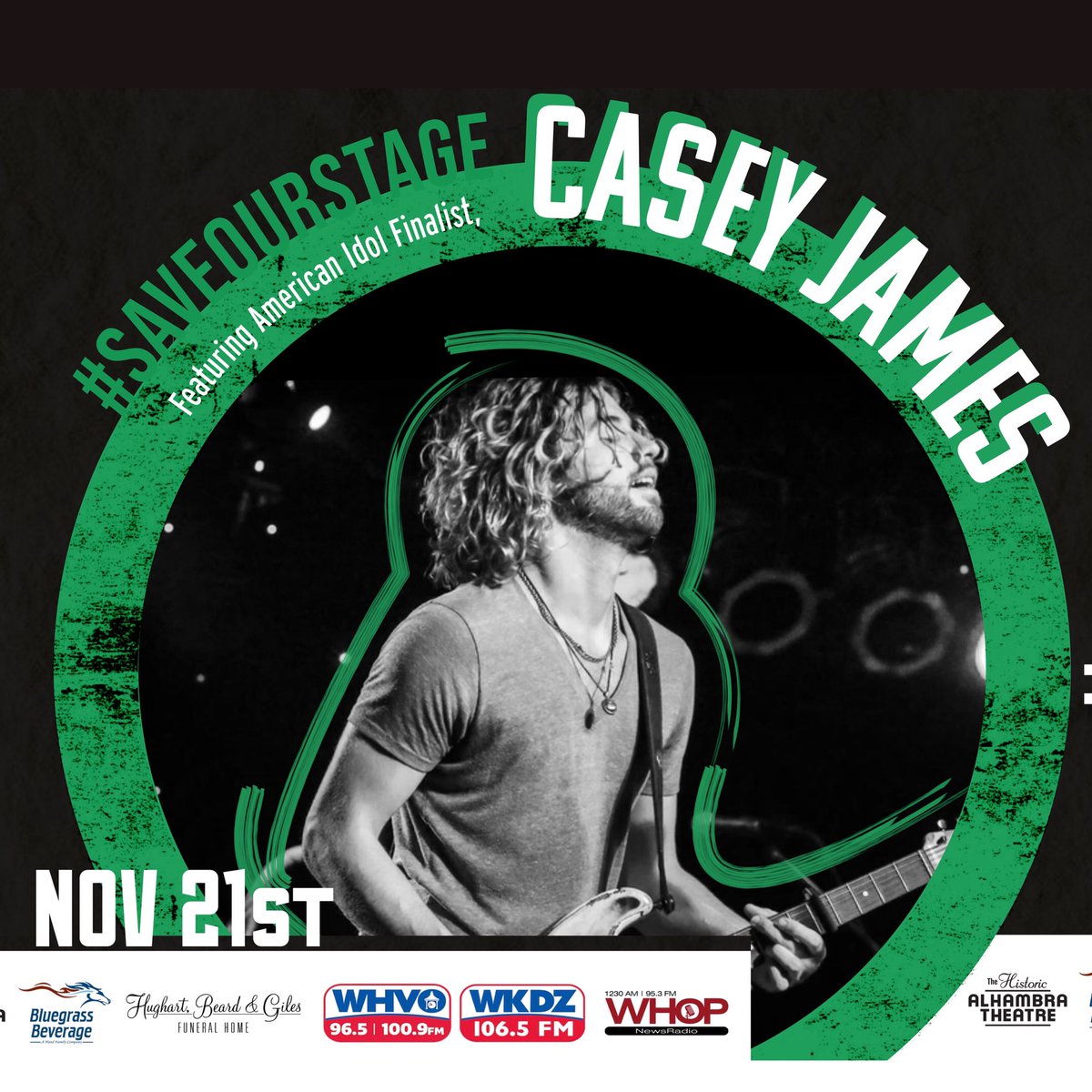 силуэт гор на закате солнца. человек на вершине горы. Coming enjoy. Coming enjoy. Acceptance.