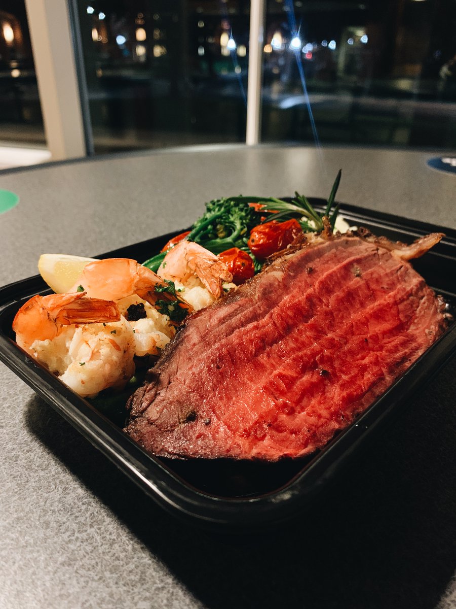 QUDining's tweet image. If you're around Café Q or York Hill tonight, stop by the Carvery station for this tasty and premium Surf &amp;amp; Turf dinner with stuffed shrimp and strip loin, and your choice of sides like garlic mashed potatoes or roasted butternut squash. #QUFamilyDinner