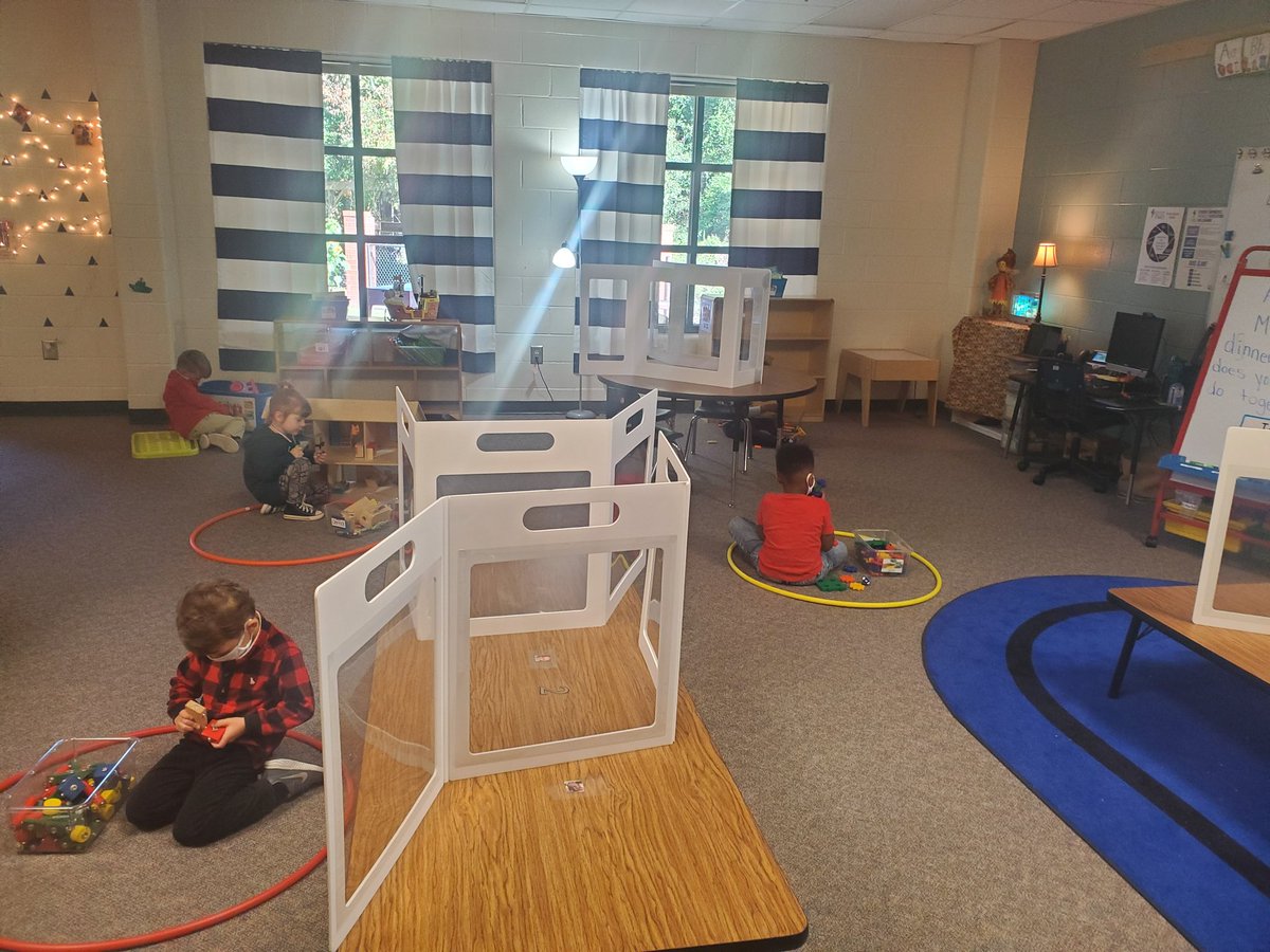 MrsJBonds's tweet photo. Phase 2 learning began today with 15 excited 4 year olds! #brilliantbuccaneers #learningwithbonds @R2CFCD @RichlandTwo https://t.co/P0AKO0fdvw