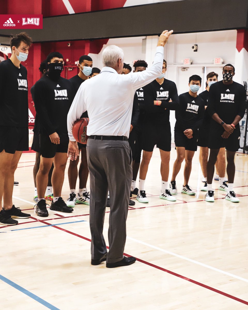 lmulionsMBB's tweet image. Lessons from the Logo!

Hall of Famer Jerry West spoke to the team this morning ahead of the new season.

#JoinThePride x #ANewStandard