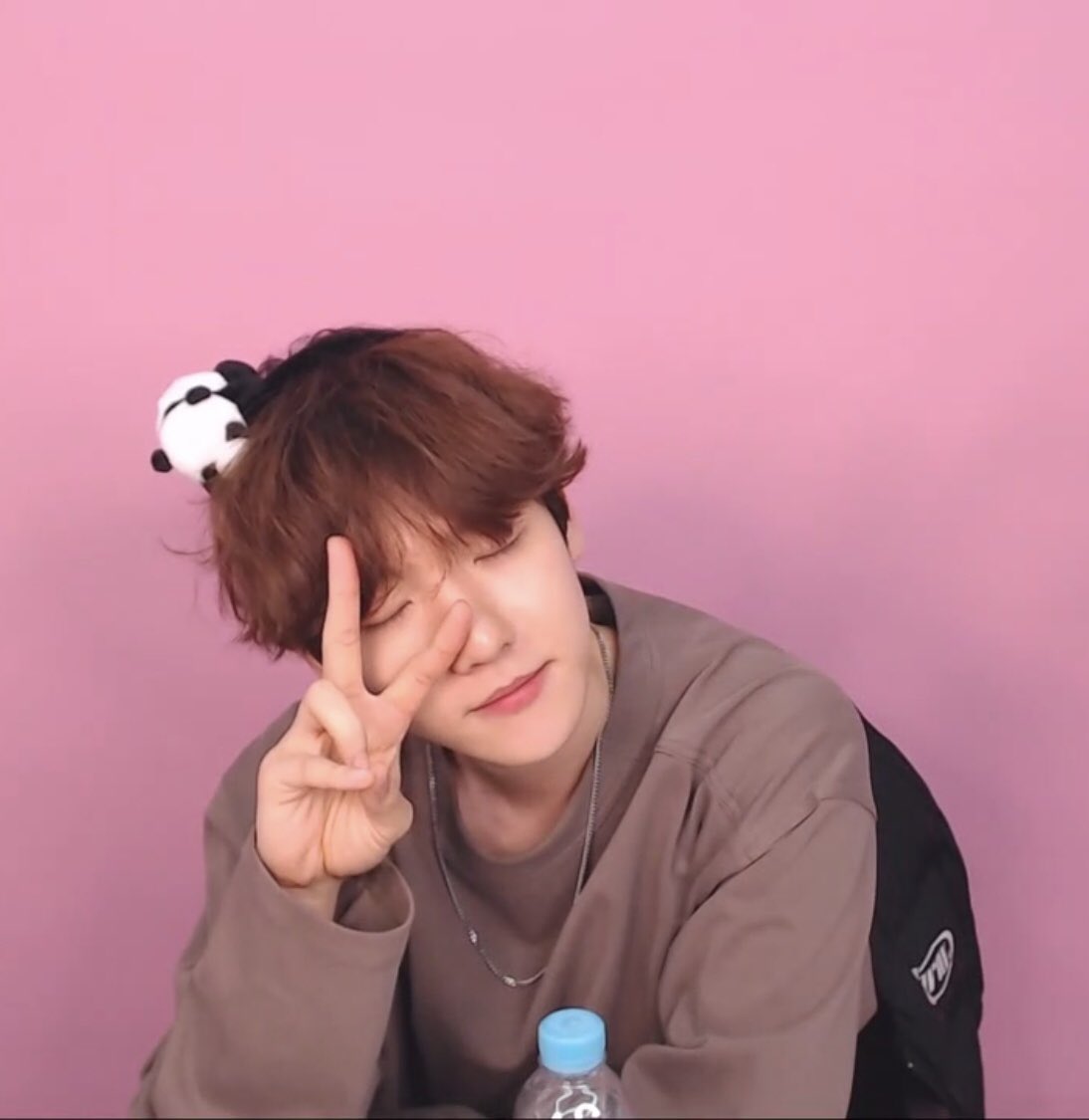 loeyeolllie's tweet photo. I Vote EXO (엑소) for Worldwide Fans' Choice 
#MAMAVOTE #EXO 
@weareoneEXO https://t.co/OH7vo54Ln5