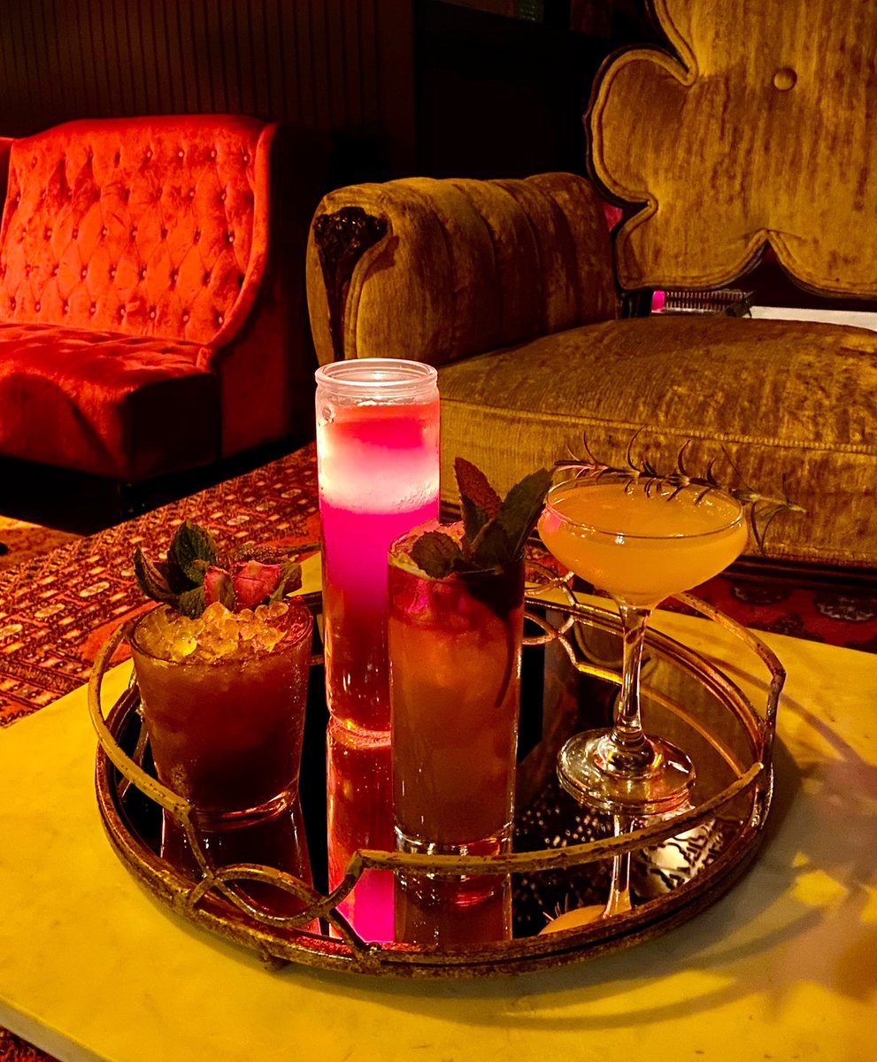 No amount of cocktails is too many right now… Come get your infinite fix! We will be open tonight from 6-11pm 🍸🥃🍹

Book your seat at BordelChicago.com.